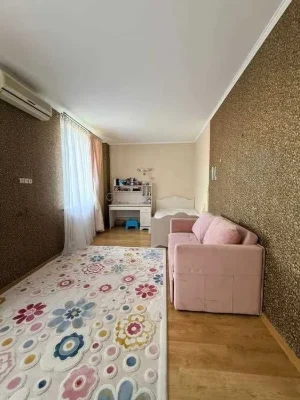 Продам сучасну двокімнатну квартиру в самому центрі міста, п