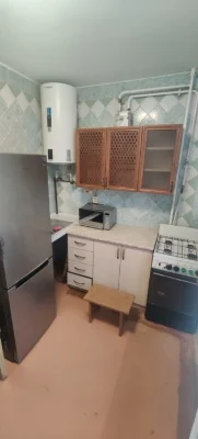 Продаётся 1 комн. квартира ул.Лазурная 40