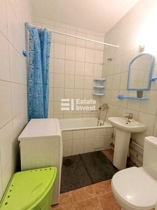 I will sell a 1-room apartment in a new building at the address: Saltivske