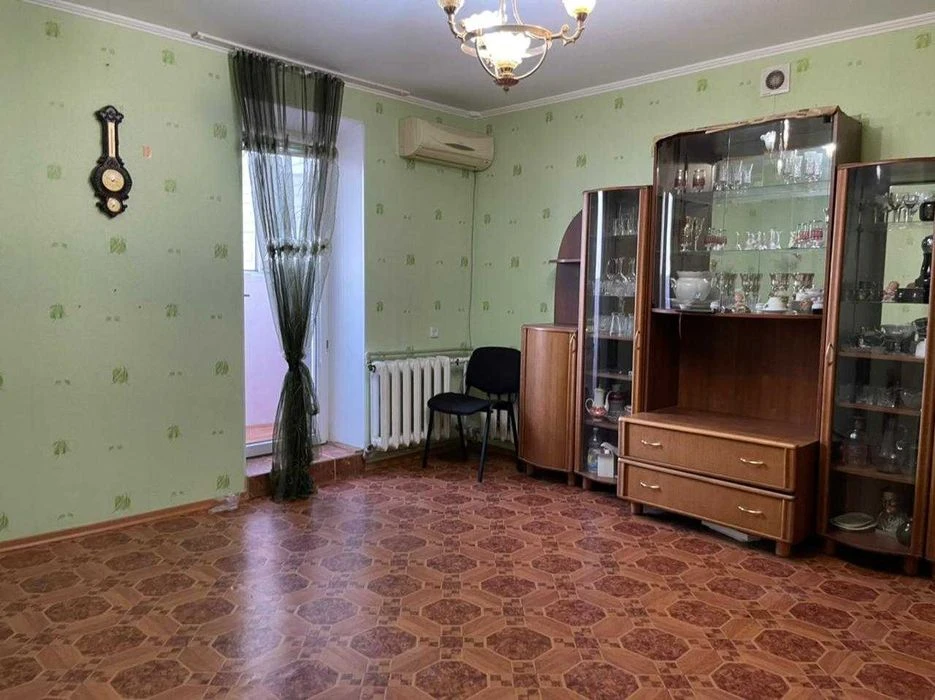 Продаю 3 ком.квартиру на Декабристов