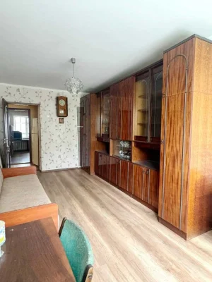 Продаю 2-кімнатну квартиру в Лісках, вул. Є. Логінова.ц6