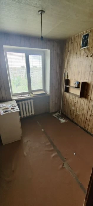 Продается 2-х комнат.квар. ул.Комсомольская 11