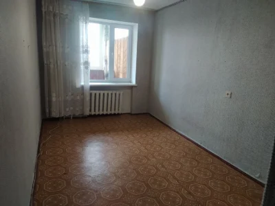 Продаю 2к/7/9 р-н рынка Колос