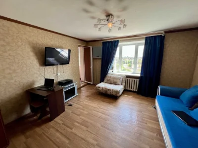 Продається простора 2-кімнатна квартира, чешка, 50м2, Корабе