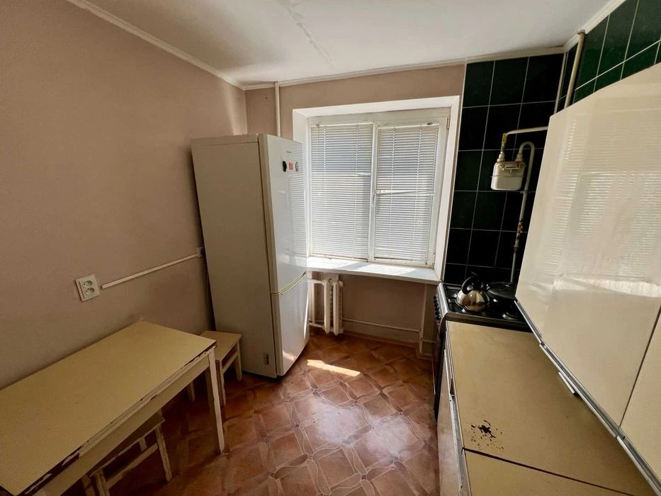 Продається простора 2-кімнатна квартира, чешка, 50м2, Корабе