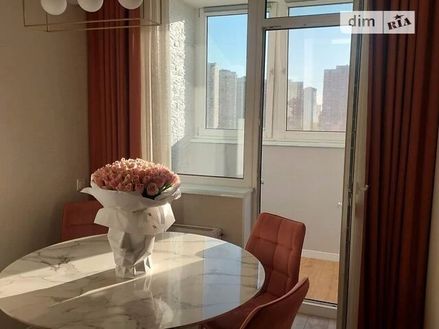 Modern 1-room apartment for sale, Dragomanova 2nd district.