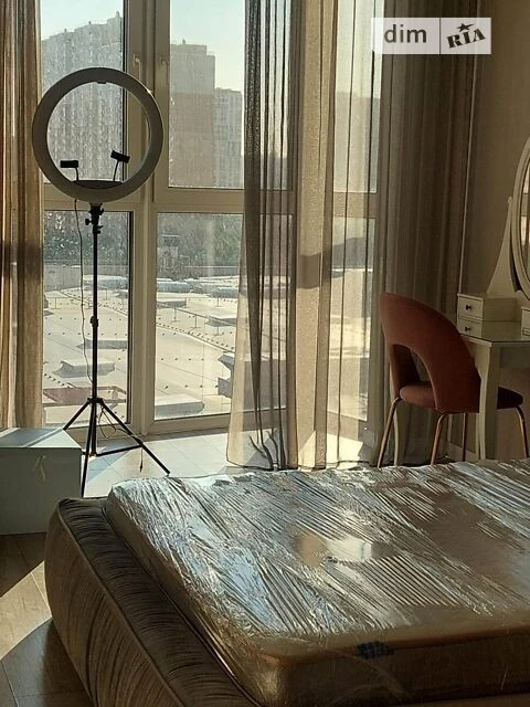 Modern 1-room apartment for sale, Dragomanova 2nd district.