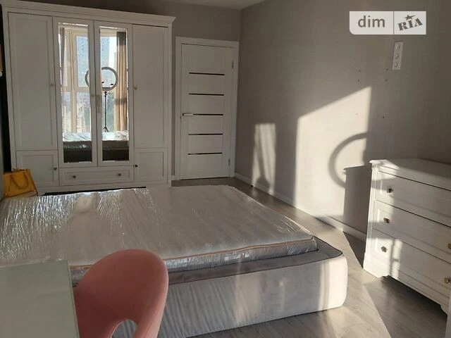 Modern 1-room apartment for sale, Dragomanova 2nd district.