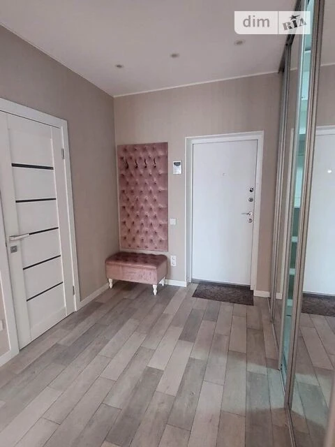 Modern 1-room apartment for sale, Dragomanova 2nd district.