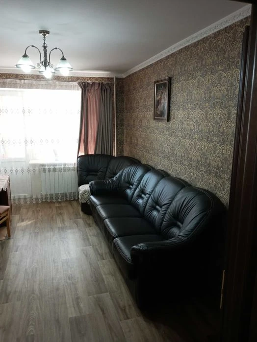 Продам 3-х комнатную квартиру на О.Бондаренка( 28-й Армии)
