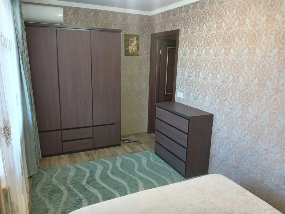 Продам 3-х комнатную квартиру на О.Бондаренка( 28-й Армии)
