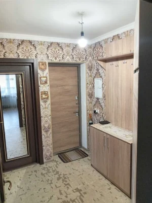 Продам 3-х комнатную квартиру на О.Бондаренка( 28-й Армии)