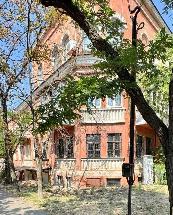 Продажа 3х комнатной квартиры. Сталинка. Сухой Фонтан!