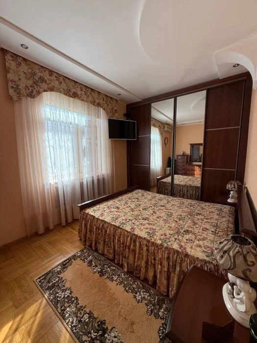 Центр 4х кімн. квартира біля Альтаки, площа 126м2, косметичн