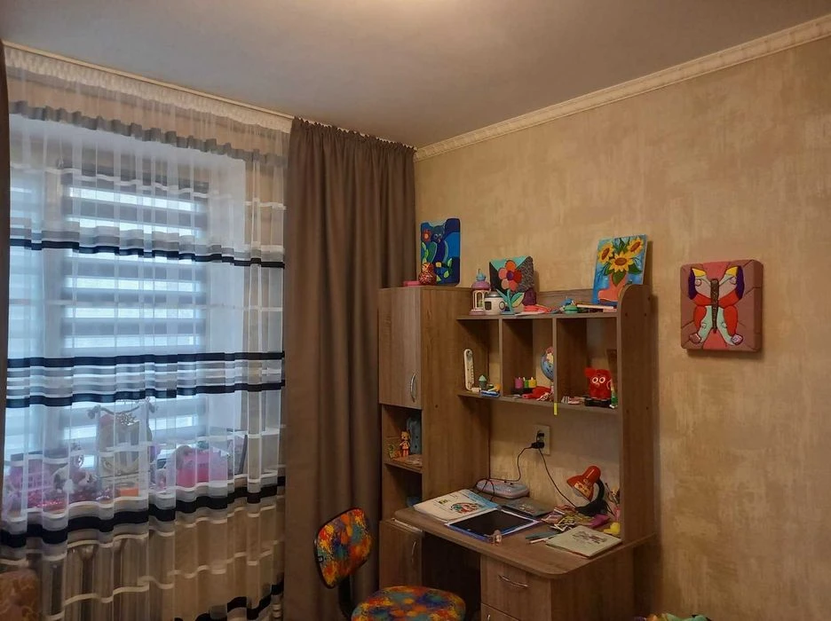Продажа 2-х к. квартиры на 2 этаже в Корабельном районе
