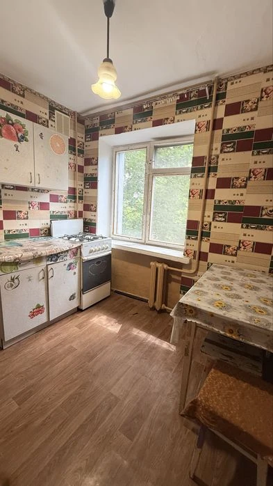 Продаж 2 кім квартири 2 поверх вул Паркова