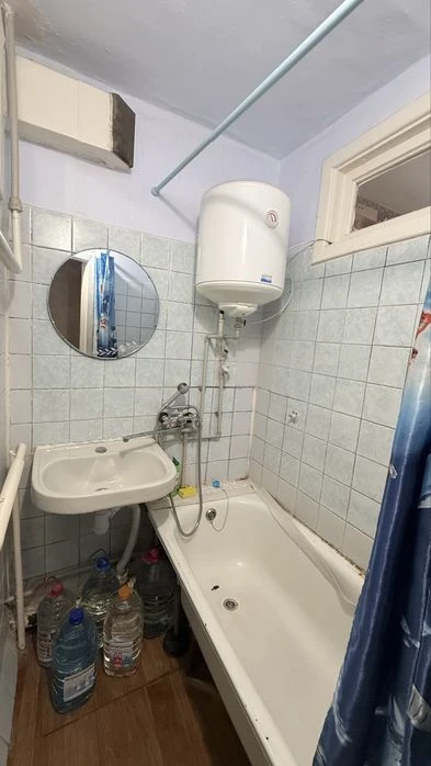 Продаж 2 кім квартири 2 поверх вул Паркова
