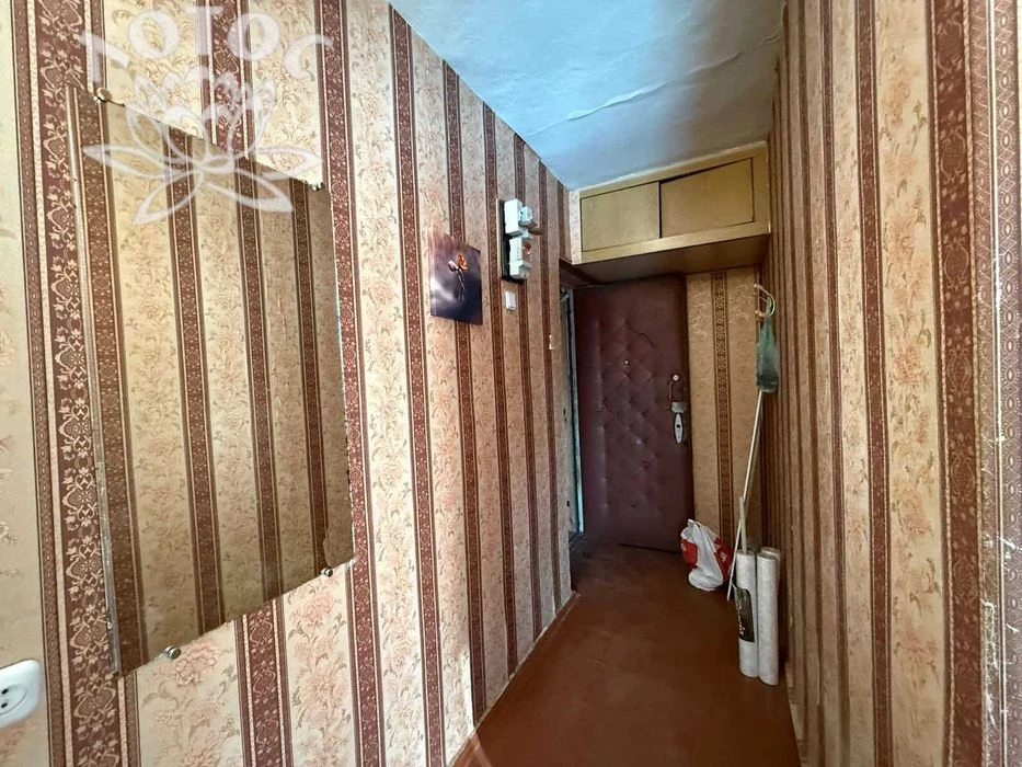 Продаю однокімнатну квартиру. Громадянська. Район ТЦ КІТ