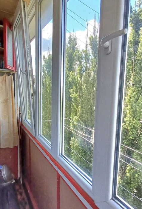 Продаю 2 х комнатную “Чешку “ 48м2 на пр Мира /Пл Победы‼️