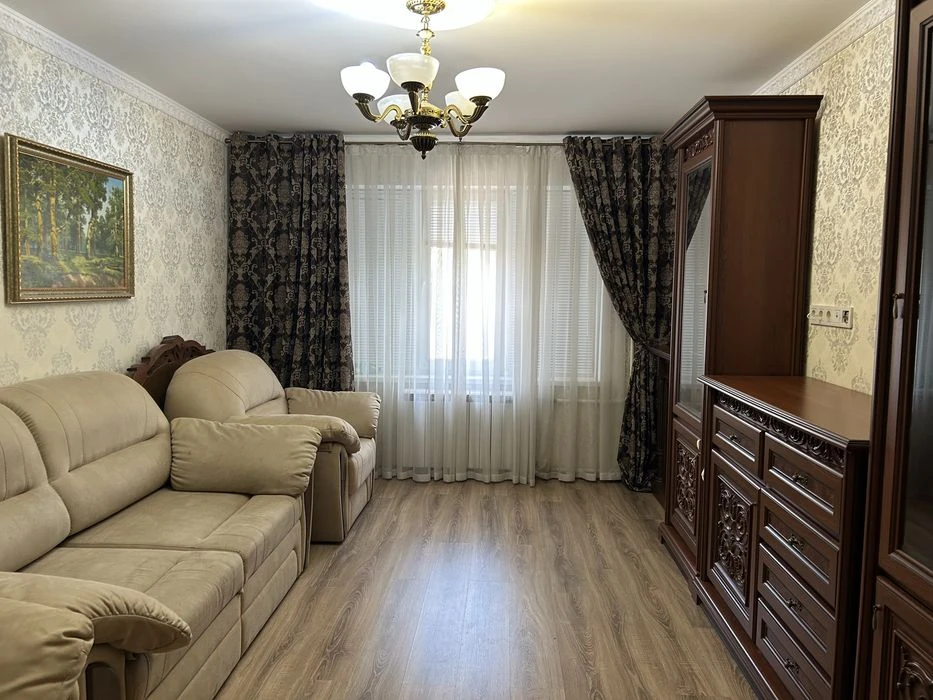 Продаж 2 кімнатноі квартири  Ліски