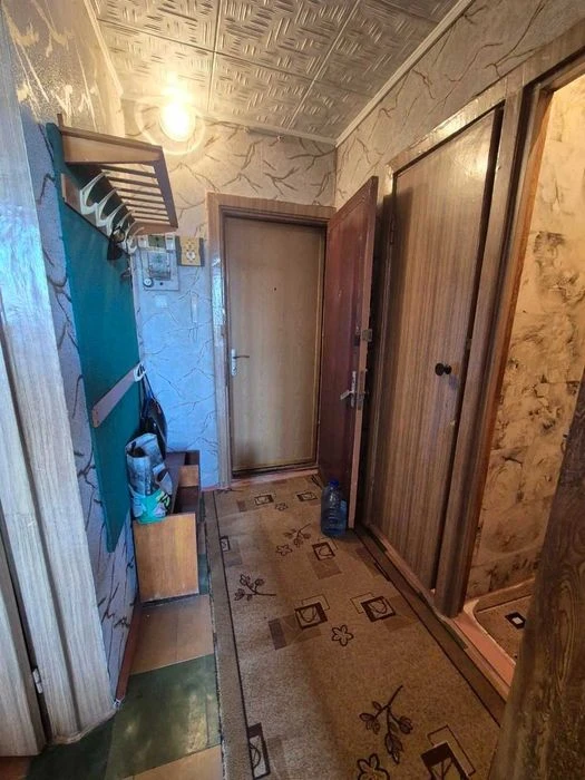 Продам  1-к квартиру (37м2) Победа 5 / Набережная Победы