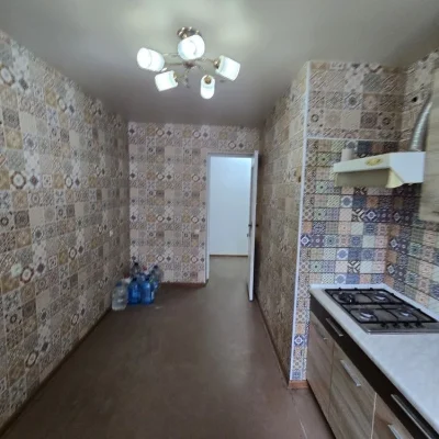 Продаж 3 кімнатна чешка Центральний район сертифікат
