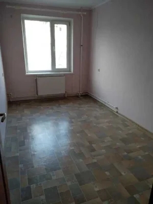 Продам двокімнатну кваритру, р-н. Площі Перемоги
