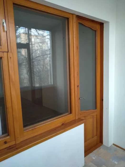Продам двокімнатну кваритру, р-н. Площі Перемоги