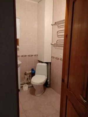 Продам двокімнатну кваритру, р-н. Площі Перемоги