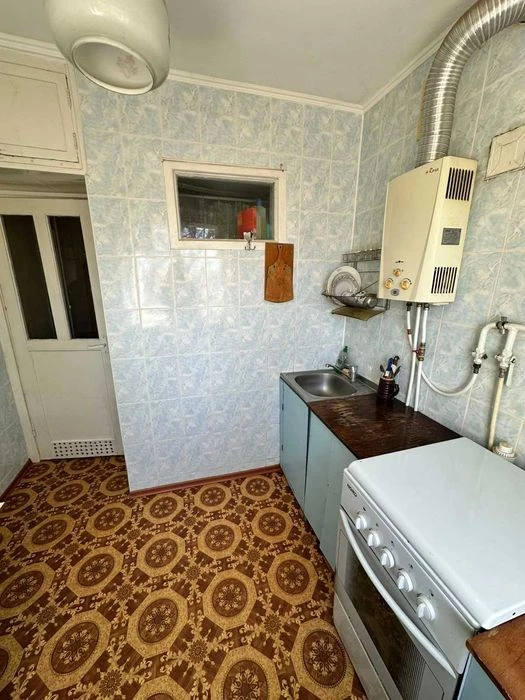 Продам 3кімнатну квартиру в районі вул. Електронної