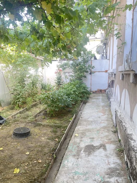 Продаж  2 квартири Ц. Ринок Рюмина