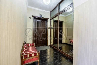 For sale: 3 rooms, 122 m2, st. Дмитриевская Кирпичный Дом 5th floor