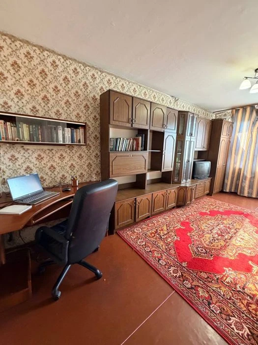 3 кім квартира по ціні 1 кімнатноі. Проспект Корабелів, 54 ш