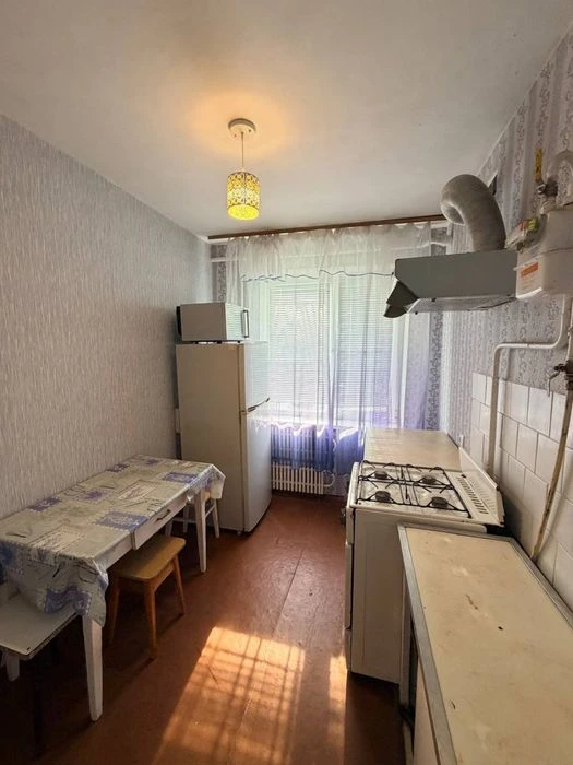 3 кім квартира по ціні 1 кімнатноі. Проспект Корабелів, 54 ш