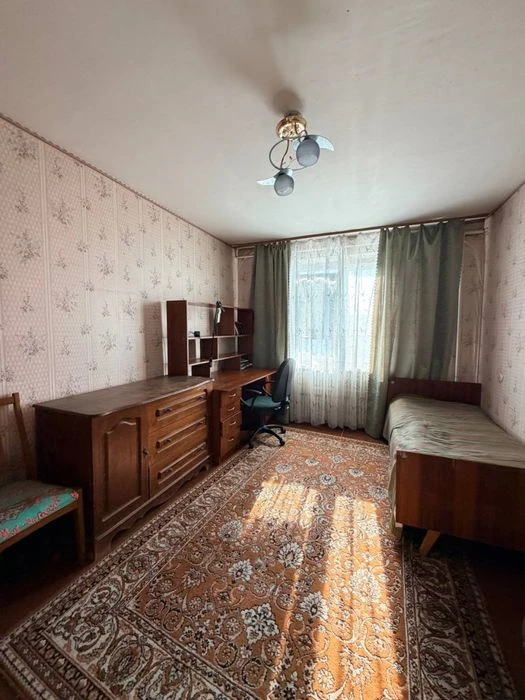 3 кім квартира по ціні 1 кімнатноі. Проспект Корабелів, 54 ш