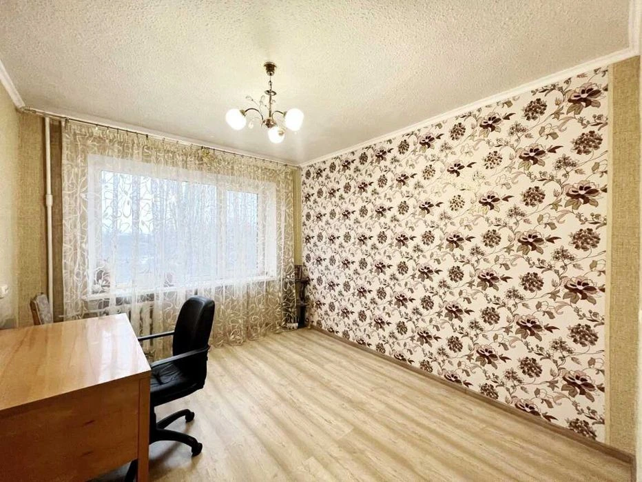 Продаю 4к. квартиру в Лісках, вул. Г. Карпенка/Біла ц6