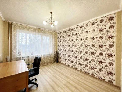 Продаю 4к. квартиру в Лісках, вул. Г. Карпенка/Біла ц6