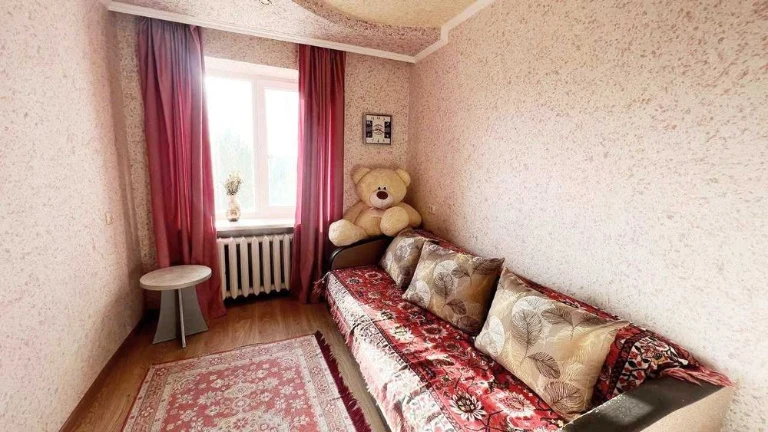 Продаю 4к. квартиру в Лісках, вул. Г. Карпенка/Біла ц6