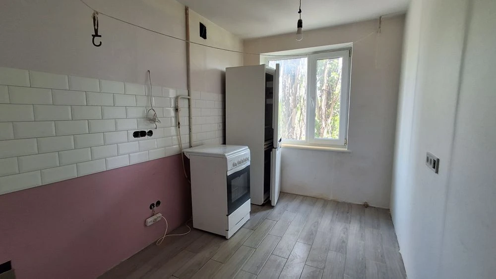 Продается 3-к/кв, ул. Космонавтов, 80