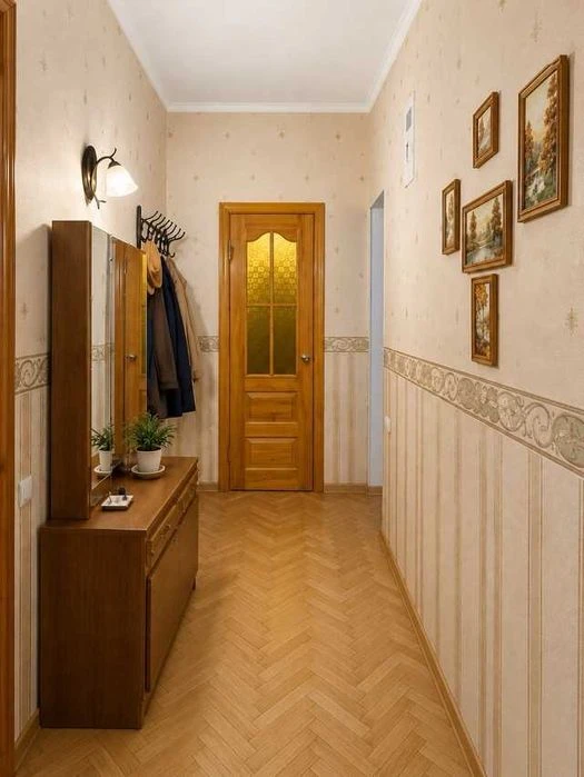 Продаю простору 3-кімнатну квартиру по вулиці Спаській.ц6