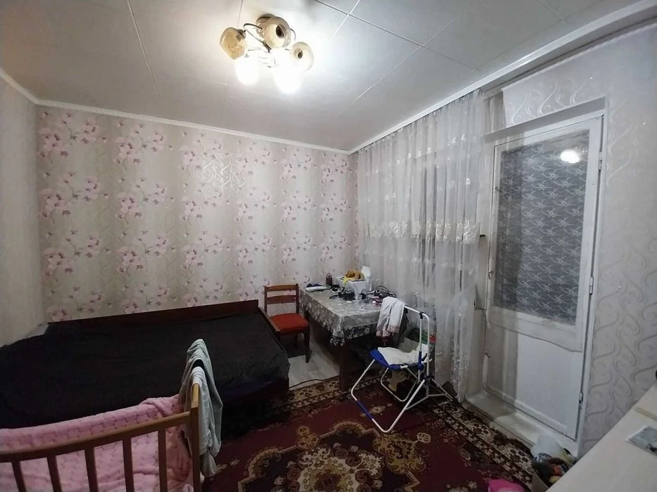 Продам 3х ком. кв 68 м. кв. Чешка. 9/10 этаж, Район Космос-ш