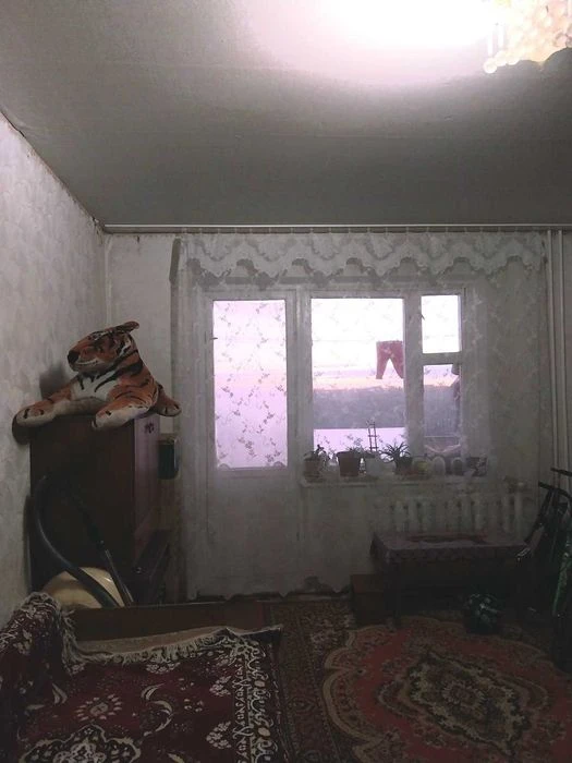 Продам 3х ком. кв 68 м. кв. Чешка. 9/10 этаж, Район Космос-ш