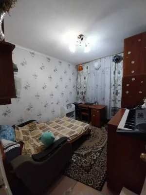 Продам 3х ком. кв 68 м. кв. Чешка. 9/10 этаж, Район Космос-ш