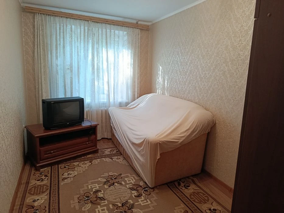 Продаю 3к Лески р-н Госпиталя