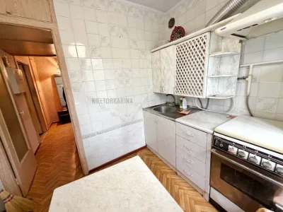 Яхт клуб/Бугський бульвар 2к квартира на 2 поверсі з 5. Серт