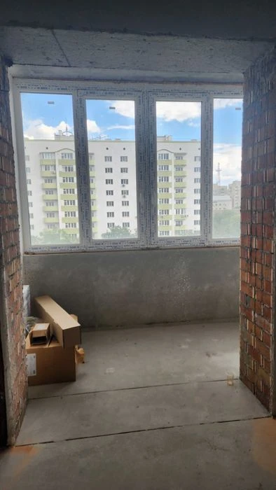 Продаж 2 кімнатна квартира 77,4 м2  новобуд  вул Садова Цент