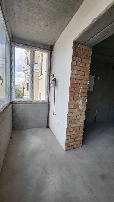 Продаж 2 кімнатна квартира  81.8 м2  новобуд вул Садова Цент