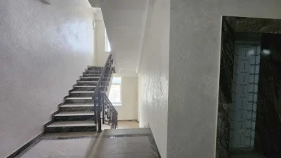 Продаж 2 кімнатна квартира  81.8 м2  новобуд вул Садова Цент