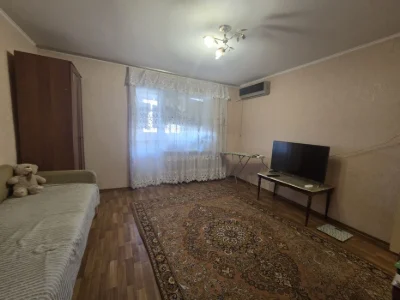 Продам 1к Чешку р-н 22 лицея / ул. Галины Петровой