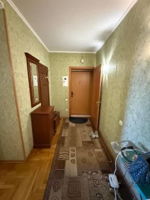 Продам отличную крупногабаритную 1к квартиру.